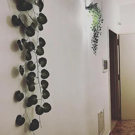 ベッド・アンド・ブレックファスト Esperanto